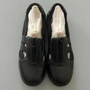 New Earth Origins EISHA Sporty Sandal Slip Ons in Nubuck Black Size 7.5 W